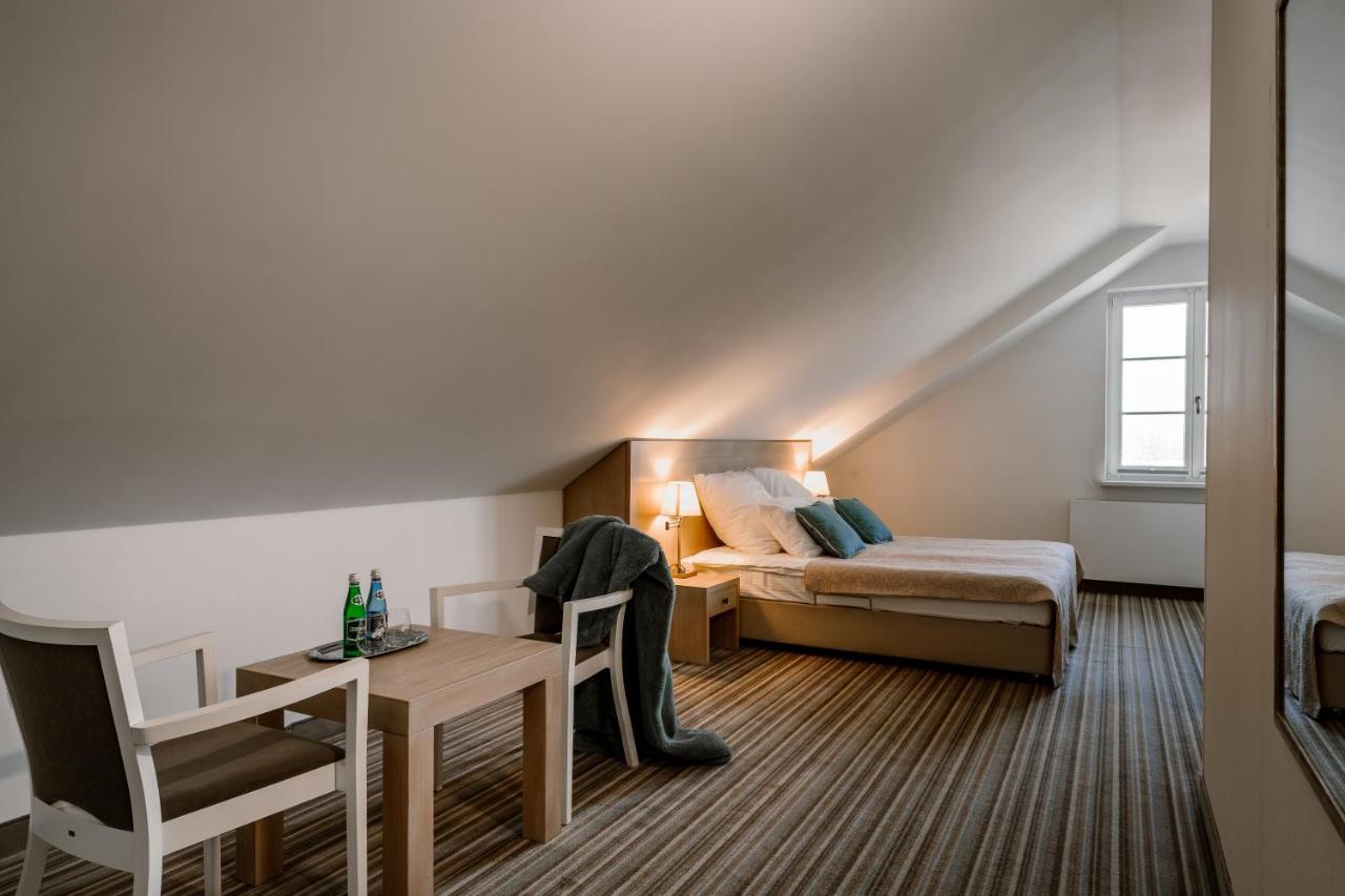 Hotel&Spa Dwor Droblin Lesna Podlaska Exterior photo
